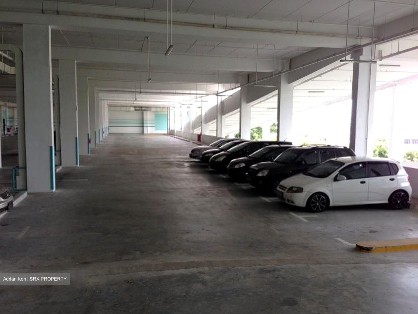 Toh Guan Road (D22), Factory #367740321